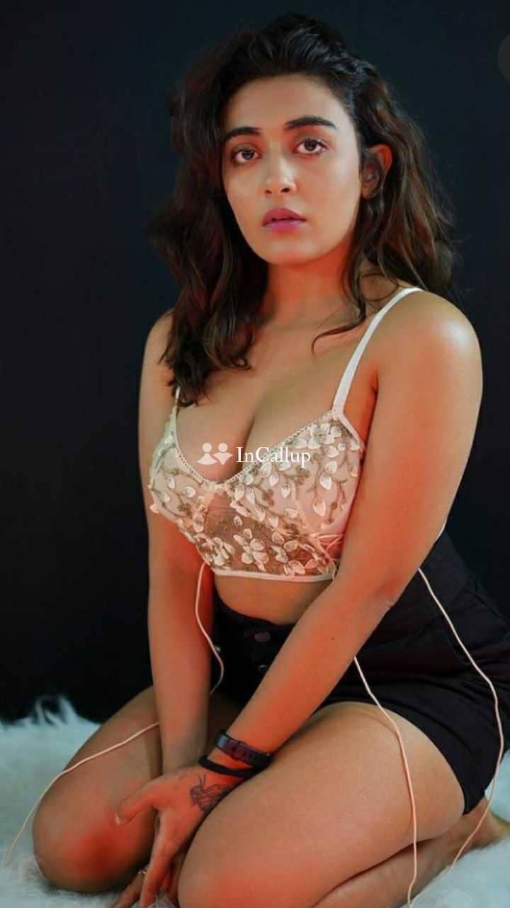 beautiful model in palamu fantasy available for home visits known for being confident - Call Girls in Palamu