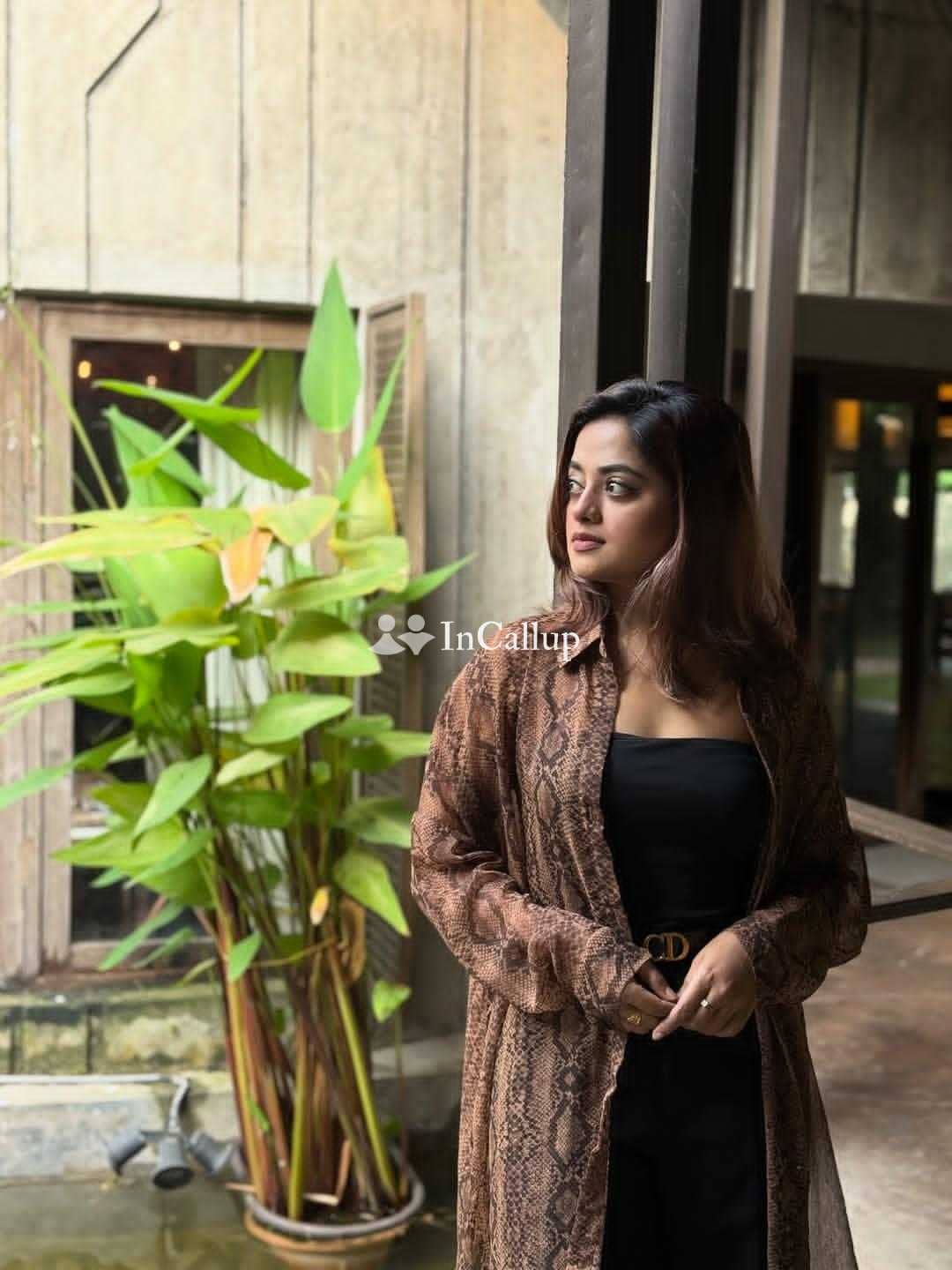 sweet panaji twenty years old call girls for your pleasure known for being dynamic black tall with black body type - Call Girls in Panaji