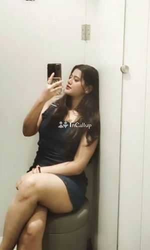 available for weekend fun with busty body and auburn eyes known for being classy delightful anal service - Call Girls in Panaji