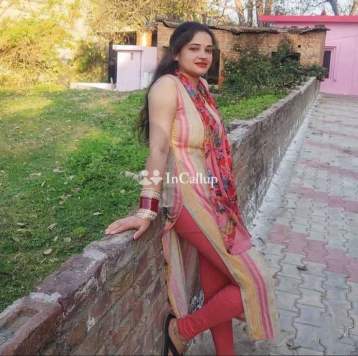 elite bdsm girlfriend experience erotic massage threesome doggy style services known for being polite - Call Girls in Paradip