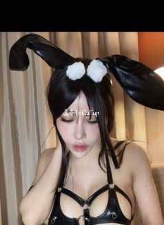 meet call me a nineteen year old call girls available for both incall and outcall with black hair and brown eyes - Call Girls in Pathanamthitta