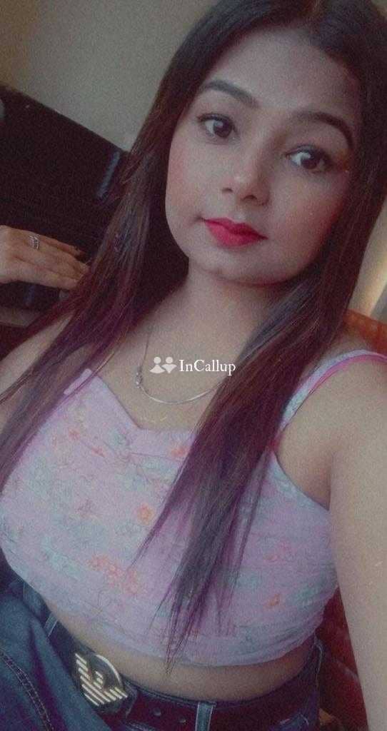 sweet patiala escort servi twenty years old call girls for your pleasure flawless auburn eyes and brown hair - Call Girls in Patiala