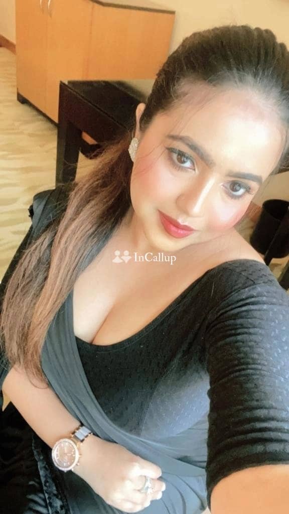 meet and enjoy with puja patel twenty one year old call girls known for being affectionate girls from patiala - Call Girls in Patiala