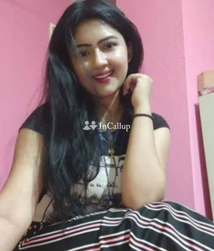 desirable girlfriend experience erotic massage french kiss threesome service available for short notice available - Call Girls in Patiala