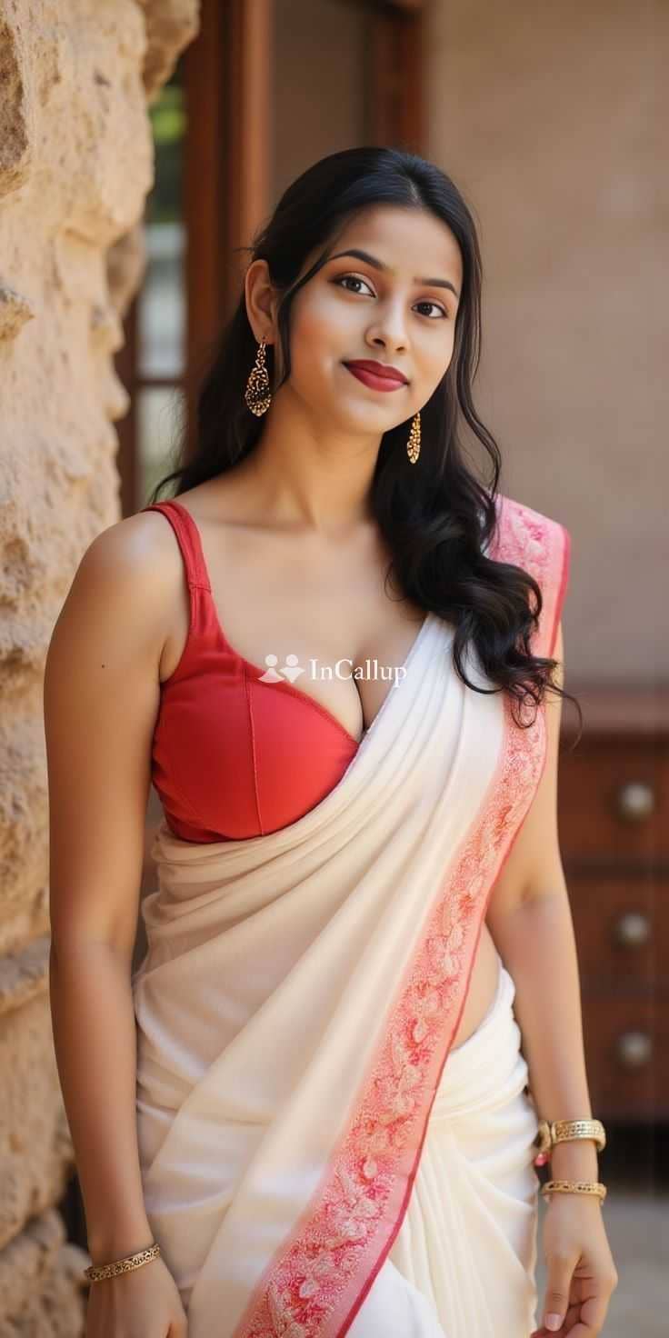 sparkling black eyes and black hair gorgeous escort in patna known for being ravishing available for flexible hours - Call Girls in Patna