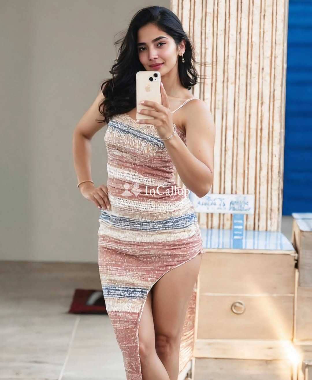 model look with black eyes and black hair glamorous puja patel twenty one years old call girls - Call Girls in Patna