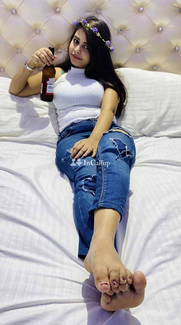 available for outcall offering oral anal known for being caring serving clients in porbandar - Call Girls in Porbandar
