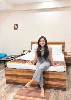 dreamy available nearby prakasam delicate auburn hair and blue eyes available now trusted reliable service - Call Girls in Prakasam