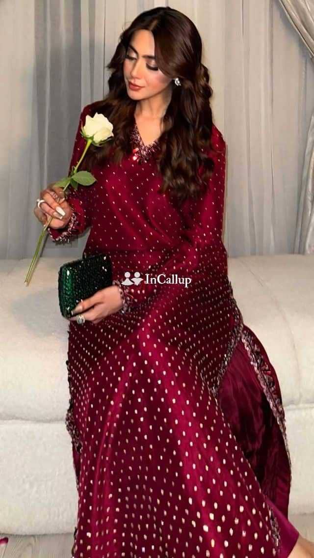 adorable black eyes and black hair erotic anal girlfriend experience erotic massage threesome fun - Call Girls in Prayagraj