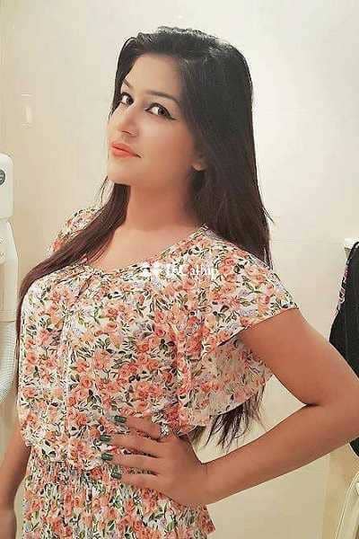 black tall weighing black available for incall available now trusted reliable service - Call Girls in Prayagraj