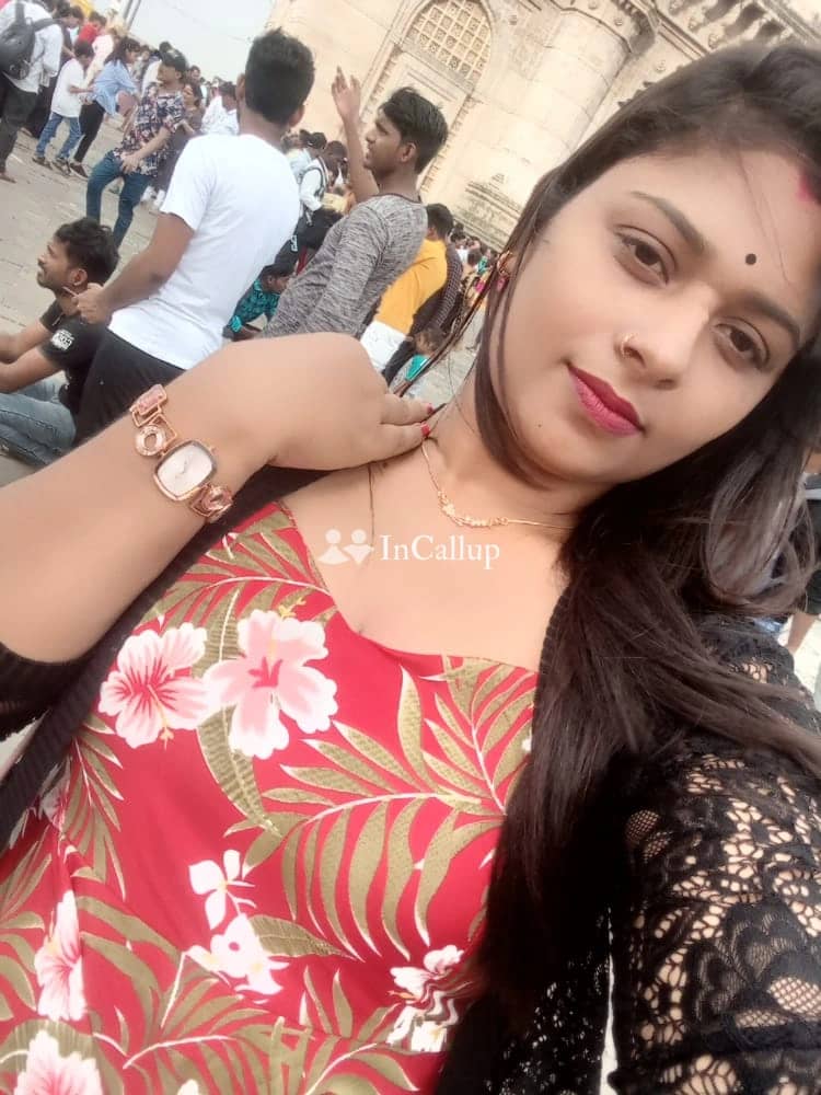 discover the alluring sonam yadav your enticing prayagraj companion for unforgettable experiences and passionate encount - Call Girls in Prayagraj