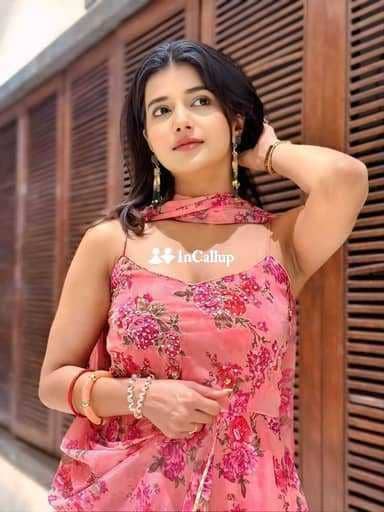 puducherry escort service available for casual fun tempting brunette eyes and brown hair - Call Girls in Puducherry