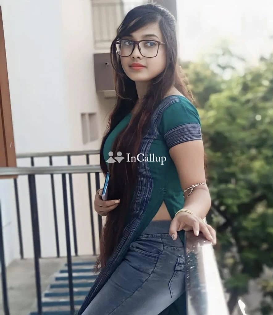 unforgettable encounters with pallavi patel in pune  seductive and curvy ready to fulfill your deepest desires - Call Girls in Pune