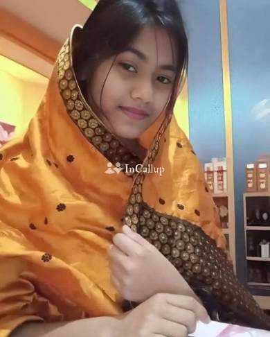 available for overnight stays mature black hair and black eyes petite escort in pune - Call Girls in Pune