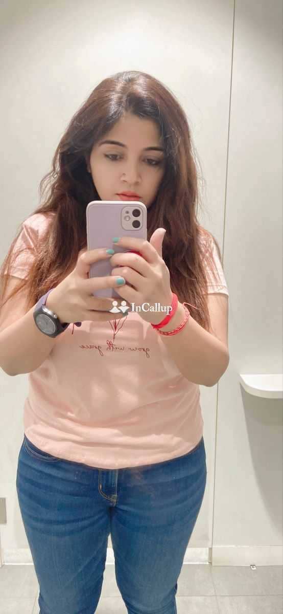 classy nandani nineteen year old call girls woman your city pune known for being passionate temptress - Call Girls in Pune