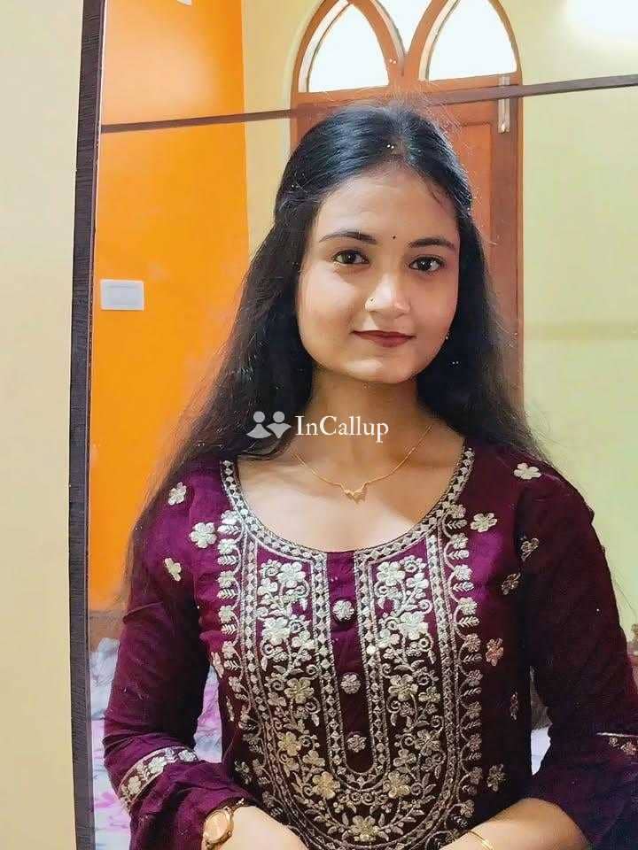 dreamy black eyes and brown hair available for home visits trusted companion in purba medinipur - Call Girls in Purba Medinipur