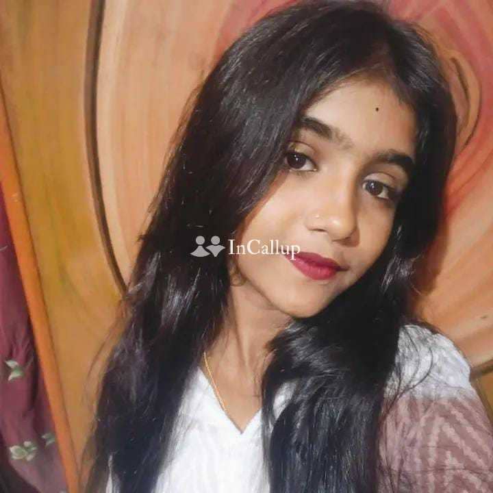 flirty mahi singh twenty one year old call girls babe pretty blonde hair and brown eyes - Call Girls in Purba Medinipur