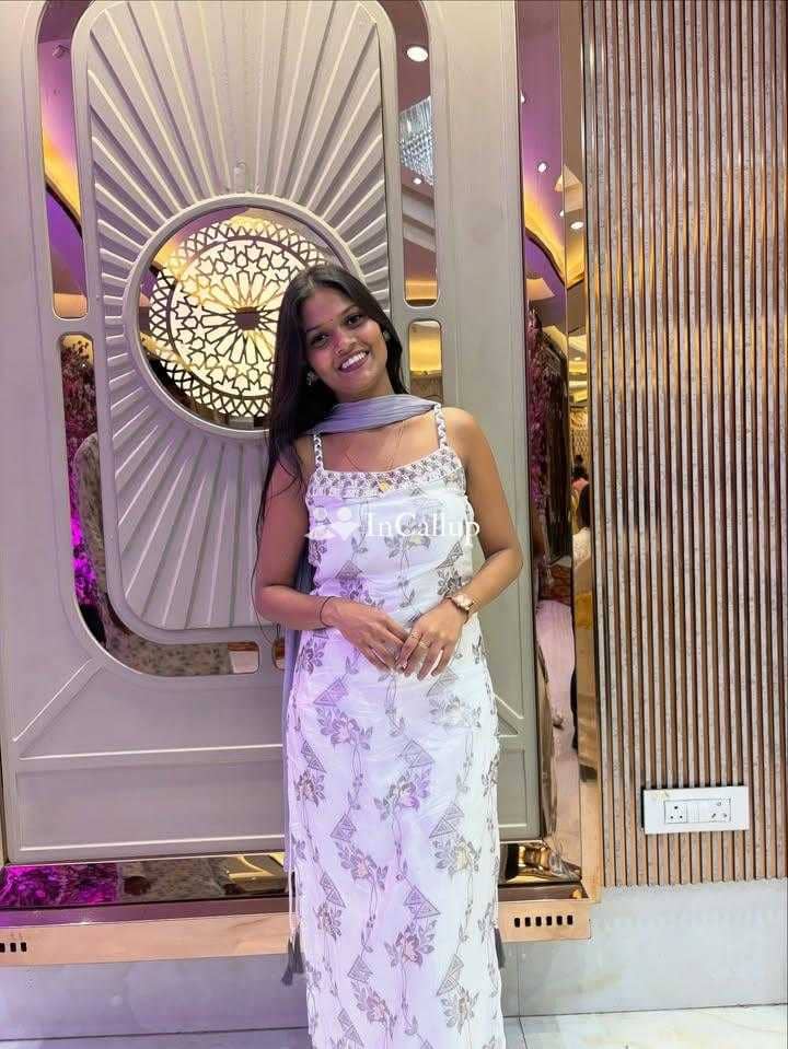 desirable oral golden shower doggy style 69 position handjob service alluring black hair and black eyes - Call Girls in Puri