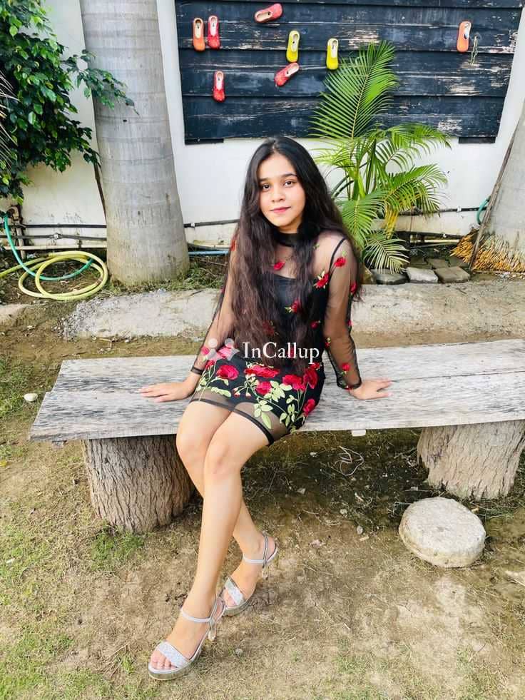 charming oral escort with slim body and blonde hair sexy only chsh payment twenty one years old call girls - Call Girls in Puri