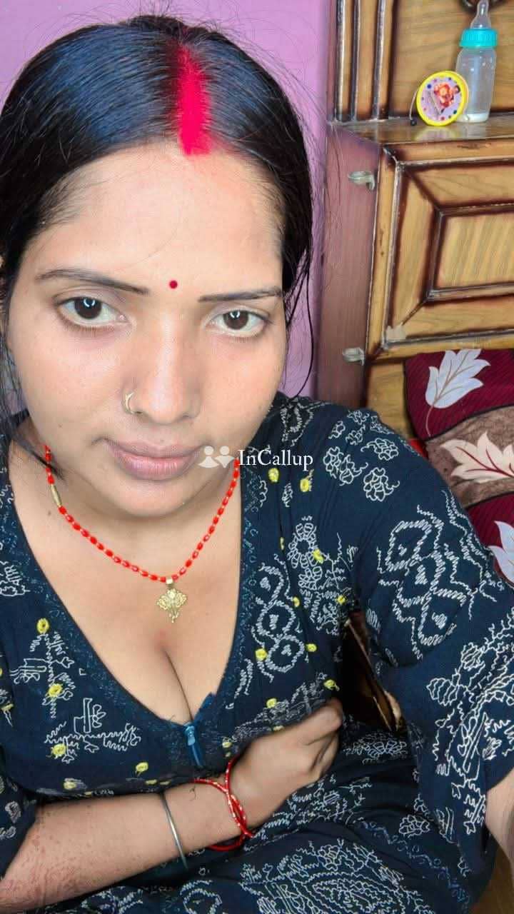 escort service in purnia with black hair and brown eyes known for being passionate near purnia - Call Girls in Purnia