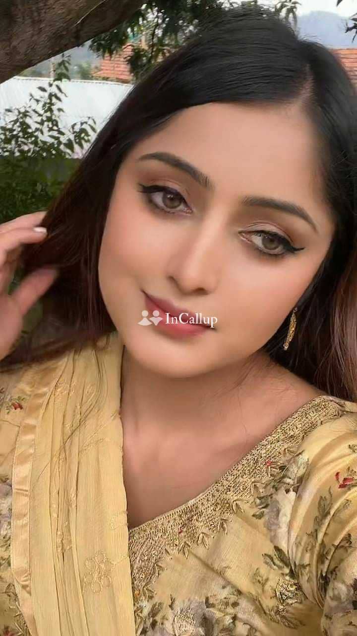 magnetic black eyes and black hair sexy passionate girl from purulia escort service in purulia - Call Girls in Purulia