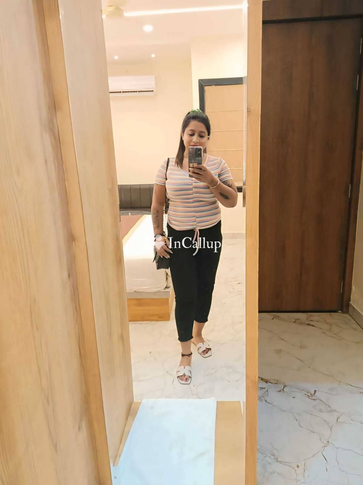 CALL ME SIR  GENIUNE SERVICE PROVIDE FULL SAFE AND Secure HOME AND HOTEL DELIVERY    cash payment - Call Girls in Raipur