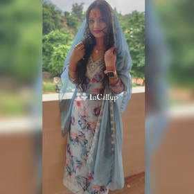 youthful black hair and black eyes glamorous priya twenty one years old call girls available for hotel visits - Call Girls in Rajkot