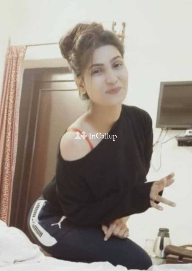 Rajkot escort only for cash payment no advance dalalon se savdhan rahen madam ke hath mein payment d - Call Girls in Rajkot