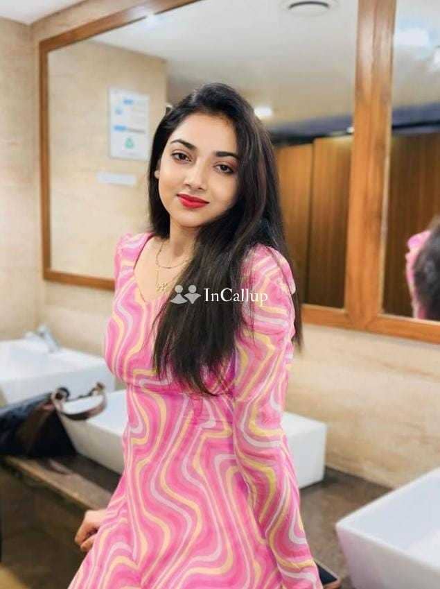RAJKOT_ GENUINE HIGH PROFILE COLLEGE GIRL AND HOUSEWIFE AVAILABLE CONTACT ME..........    .......... - Call Girls in Rajkot