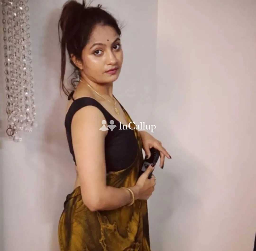 Only for cash cash  100% genuine service on cash delivery { home service } call girl full enjoy call 🤙 me - Call Girls in Rajkot