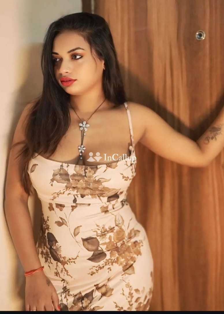 magnetic black eyes and black hair escort available for incall escort service in rajkot known for being charming - Call Girls in Rajkot