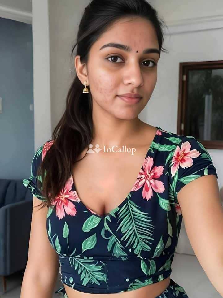 passionate living in rajkot having black eyes and black hair known for being polite - Call Girls in Rajkot