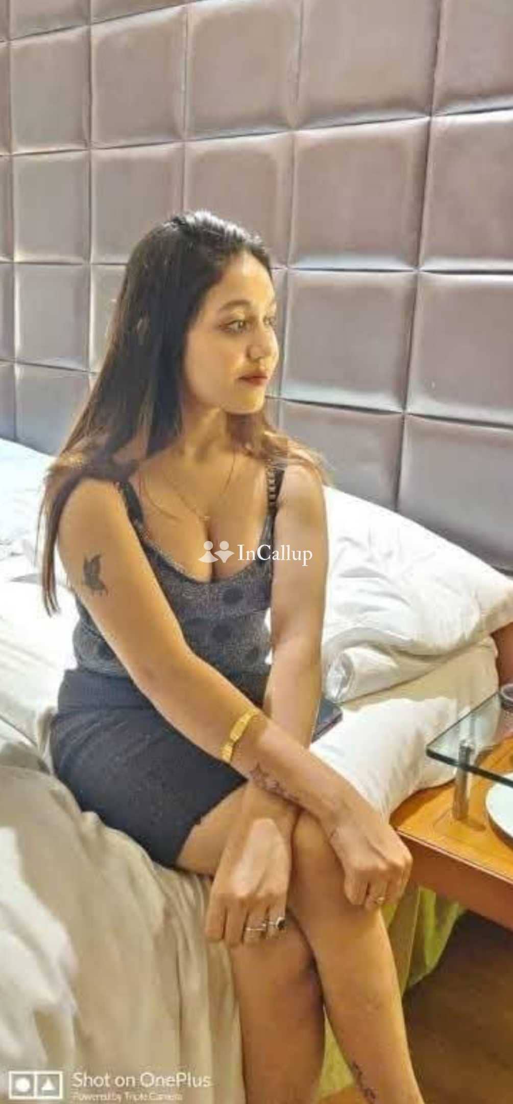 Only for cash cash 100% ☺️genuine VIP 🌿  cash on delivery 🚚 home and hotel service 🌻full enjoyment ser bel a lot to me sir - Call Girls in Rajkot