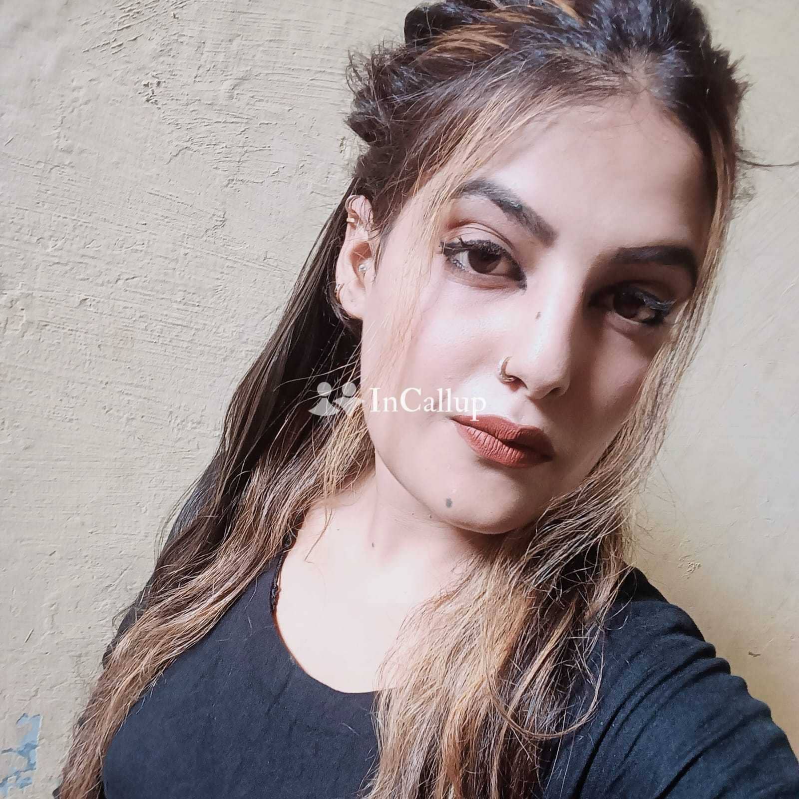 One cashJanvi cavip oho pbobo o ol girl service all tayp serviceOne cashJanvi call me One cashJaui h - Call Girls in Rajkot
