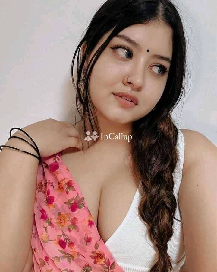 Call Girls In Pitampura 9643900018 Delhi Escort Service - Call Girls in Rajouri Garden