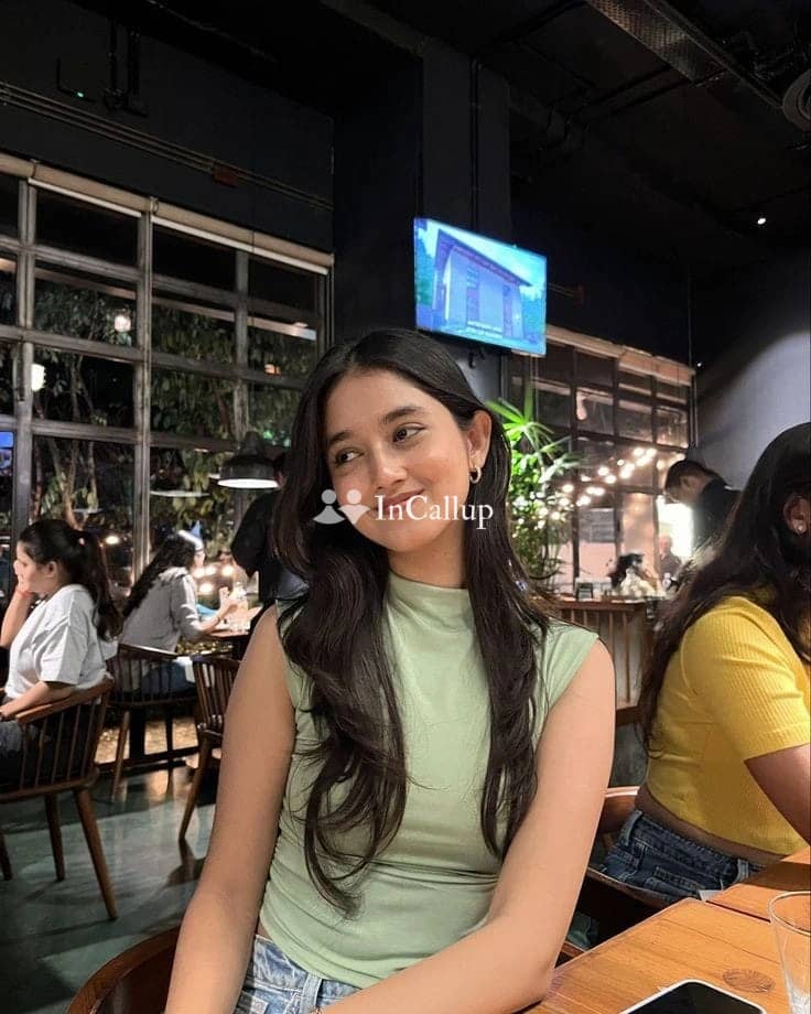 bold black hair and black eyes trusted companion in ranchi available now trusted reliable service - Call Girls in Ranchi