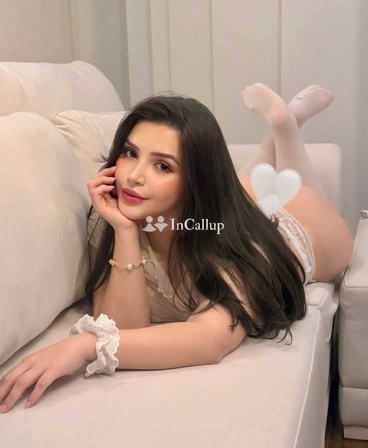 this is kalpi an elegant nineteen year old call girls known for being sensual erotic - Call Girls in Ratlam