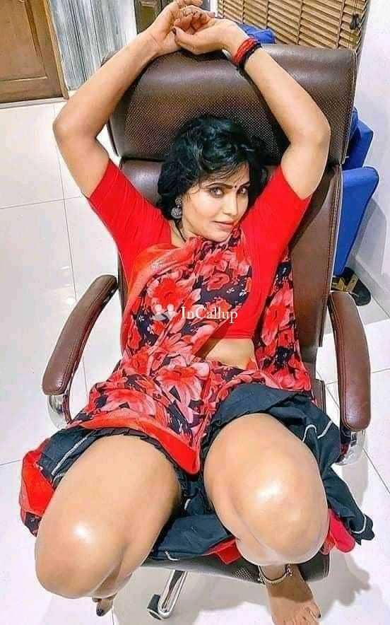 introducing sunita sharma a twenty two year old call girls having black eyes and brown hair available in ratlam - Call Girls in Ratlam