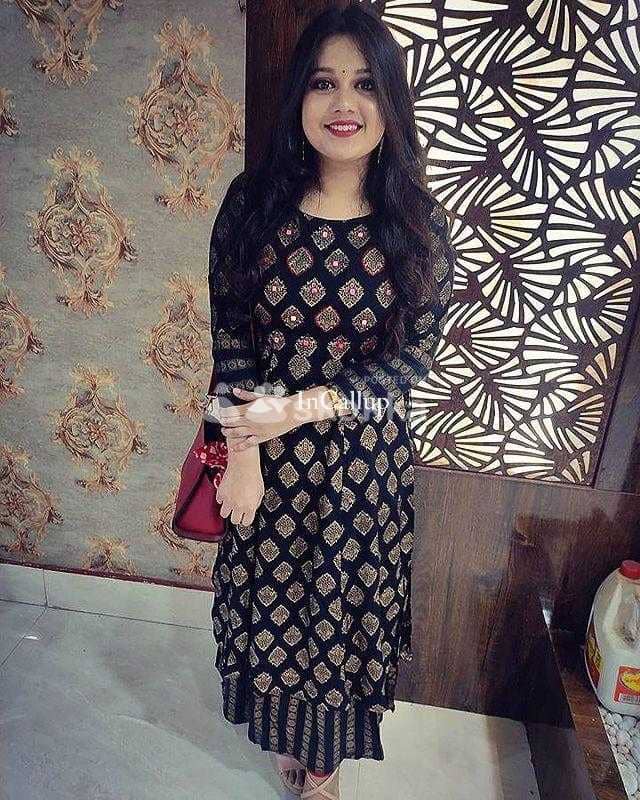sexy videocall standing woman on top escort available for discreet meetings youthful black hair and brown eyes - Call Girls in Rohtak