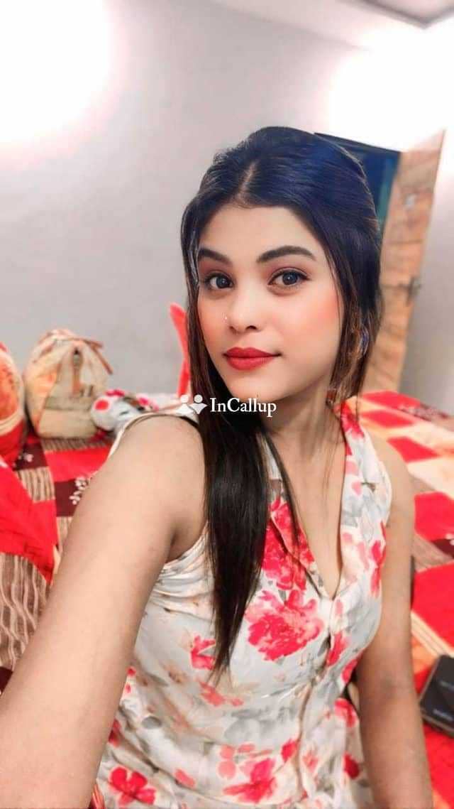 mature brunette hair and hazel eyes available for home visits available now trusted reliable service - Call Girls in Sagar