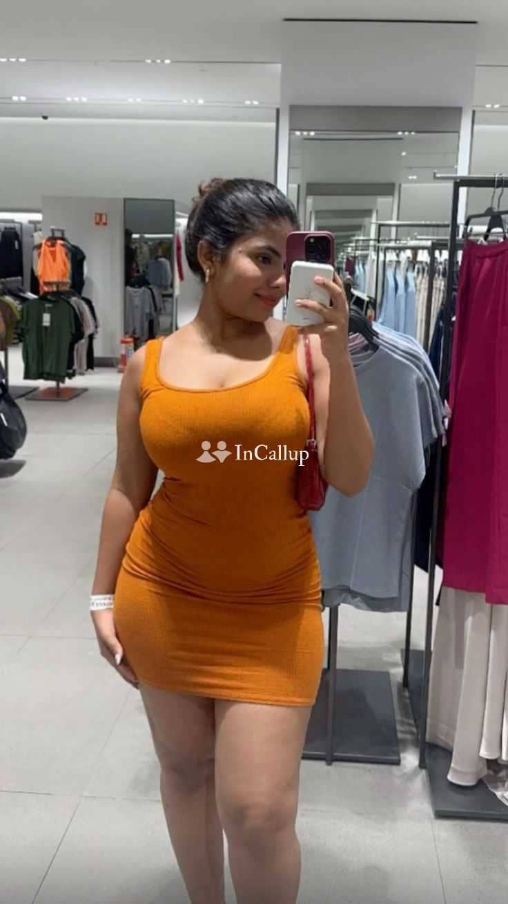 elite escort in sagar known for being sweet available for private dates long legs and black eyes - Call Girls in Sagar