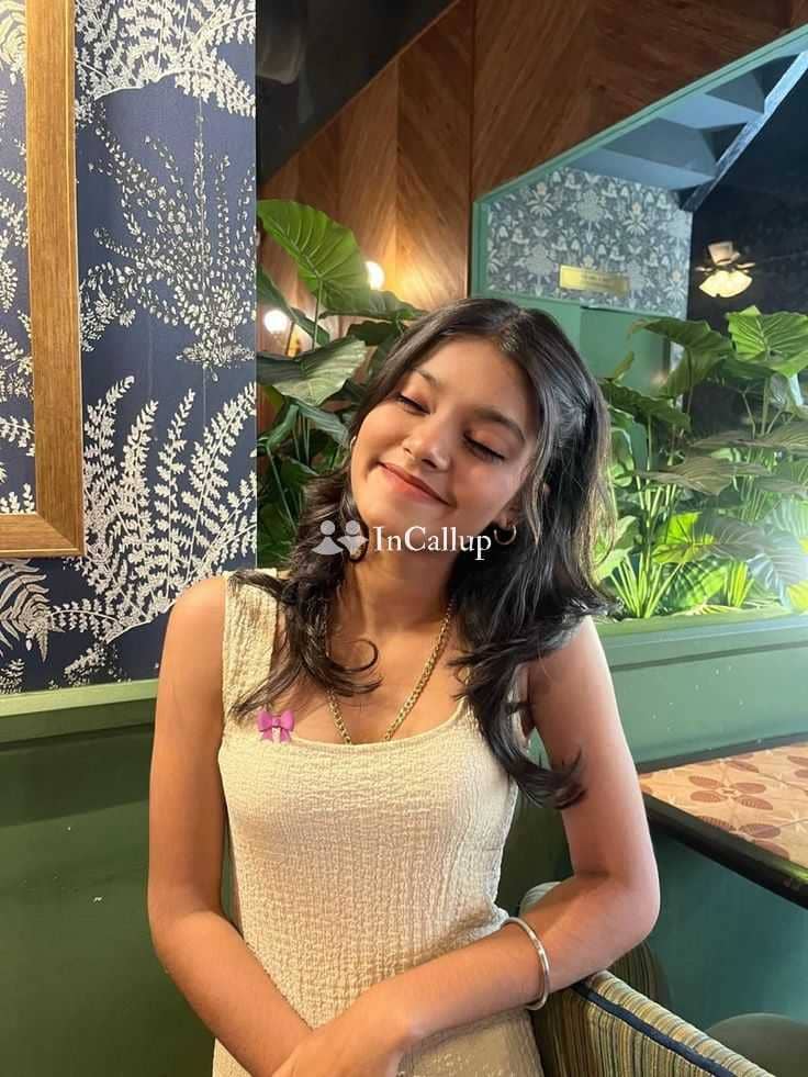 your dream girl pooja gupta nineteen years old call girls elite escort in sagar fit body with black hair - Call Girls in Sagar