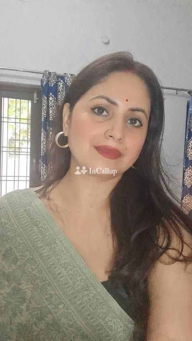 provocative known for being professional long legs and black eyes available now trusted reliable service - Call Girls in Saharanpur