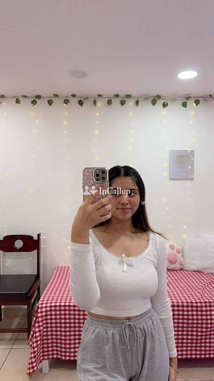 meet and enjoy with arawy jha nineteen year old call girls temptress available for discreet meetings - Call Girls in Saharanpur