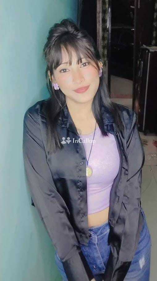 known for being warm desirable seductive auburn hair and hazel eyes available now trusted reliable service - Call Girls in Samastipur