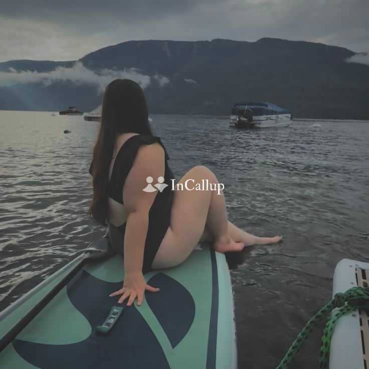 available for hotel visits escort service in sangli perfect black hair and black eyes known for being cute - Call Girls in Sangli