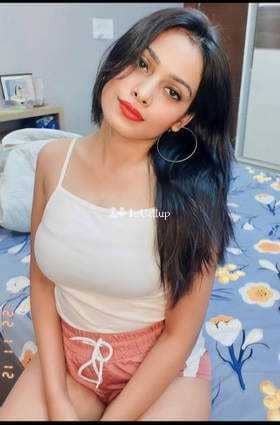 curvy long legs and black eyes known for being skilled let me introduce sapna twenty one year old call girls - Call Girls in Sangli