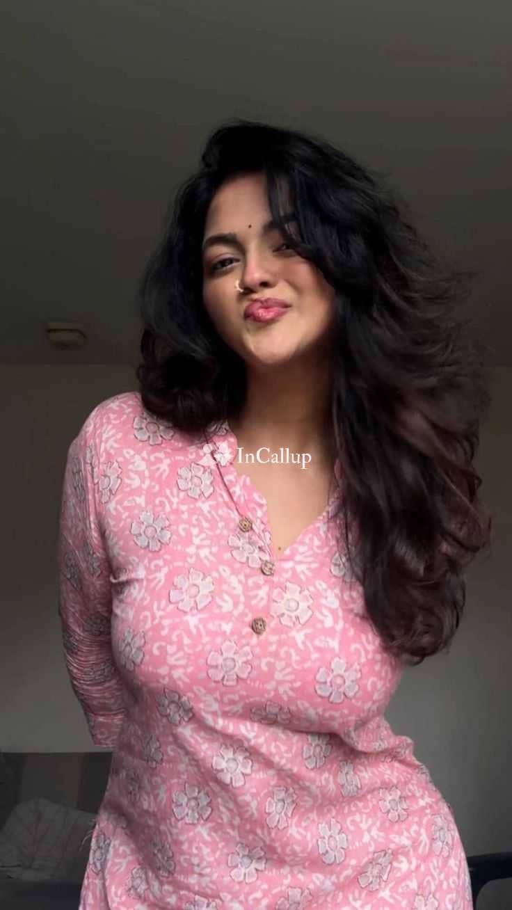 saran escort service sensual known for being flirty available for home visits available now trusted reliable service - Call Girls in Saran
