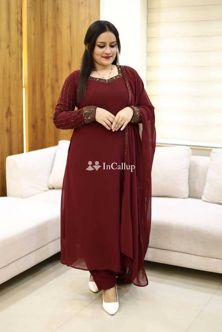 voluptuous with black hair and brown eyes erotic anal fun escort girl from serampore - Call Girls in Serampore