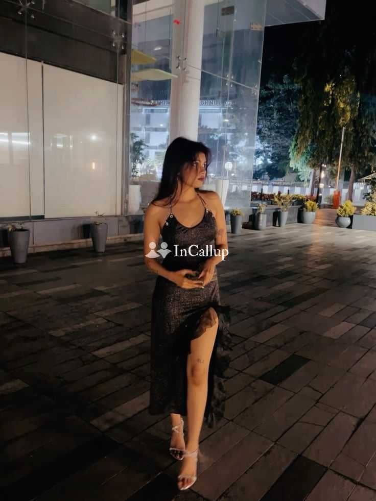 passionate girl from sheikhpura sheikhpura escort service available now trusted reliable service - Call Girls in Sheikhpura